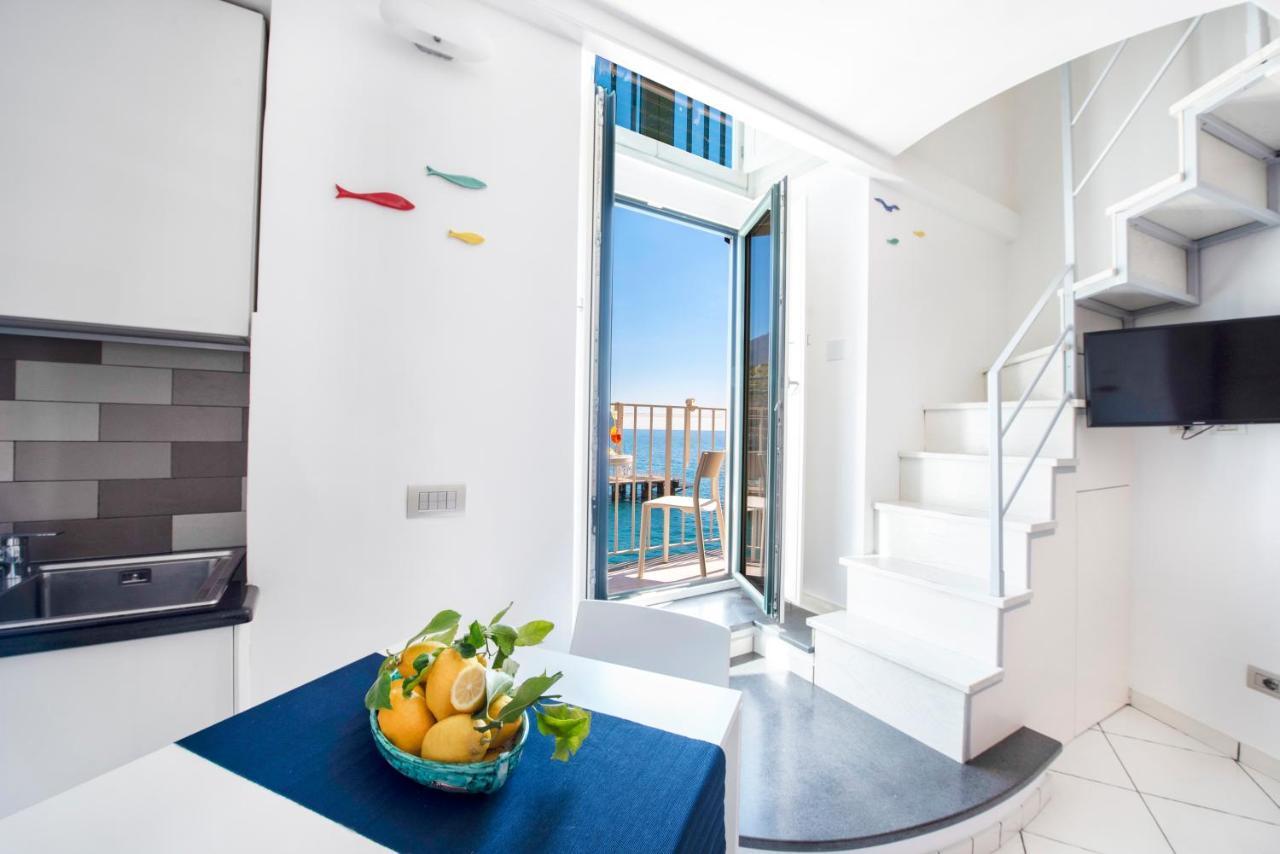 Ferienwohnung Il Nido Del Gabbiano Minori Exterior foto